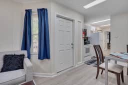 Duke Snuggle Bunker 1BR | Fenced House