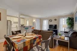 Duke City Retreat - Apartment
