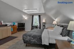 Private Pet-Friendly Studio | Chapel Hill–Durham