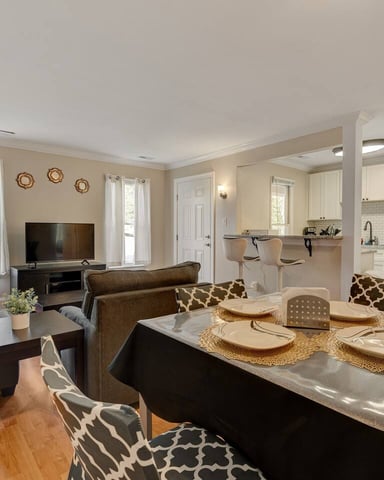 Close to Raleigh and major highways