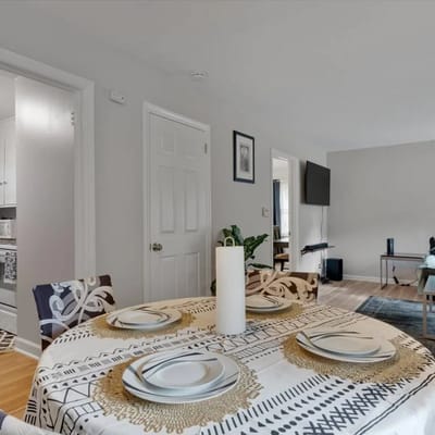 Markham 1BR @ Duke East Campus