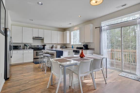 The MacDaddy 3BR 2.5BA - Raleigh